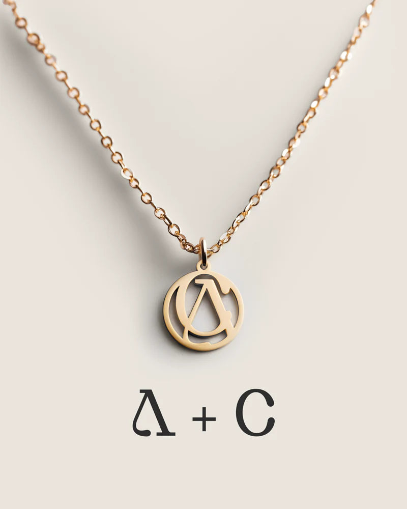 Collier monogramme